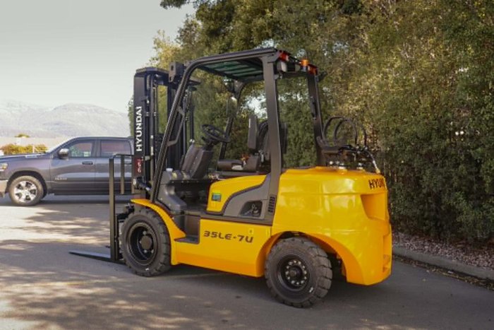 2026 Hyundai 35Le-7U