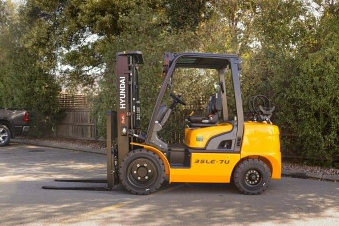 2026 Hyundai 35Le-7U