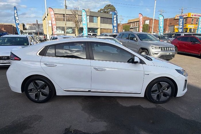 2020 Hyundai IONIQ Hybrid Premium