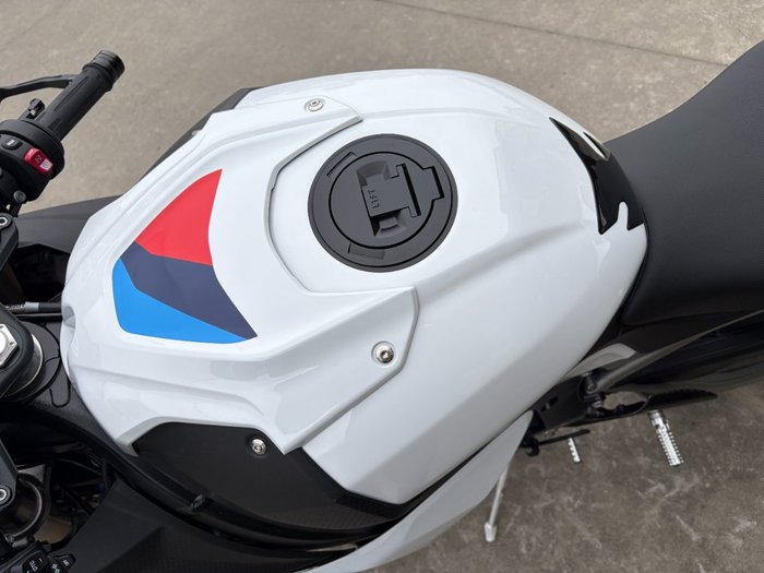 2025 BMW Motorrad S 1000 RR M SPORT White
