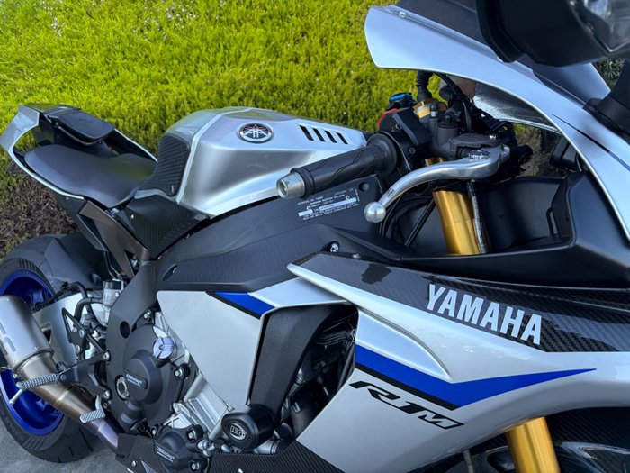 2016 Yamaha YZF-R1 M Grey