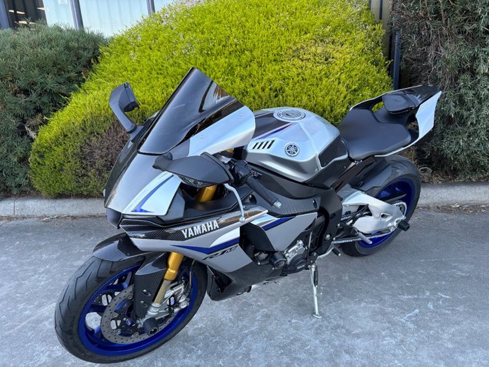 2016 Yamaha YZF-R1 M Grey