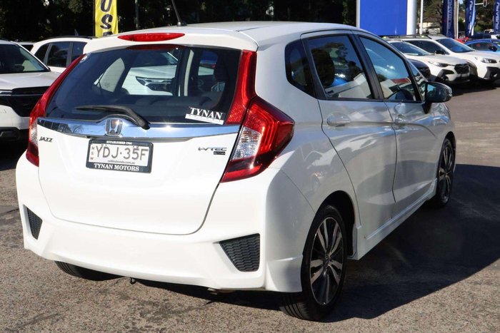 2016 Honda Jazz VTi-S