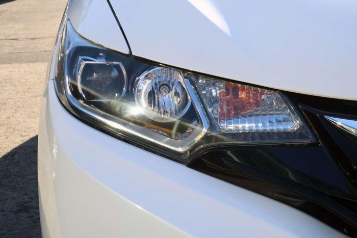 2016 Honda Jazz VTi-S