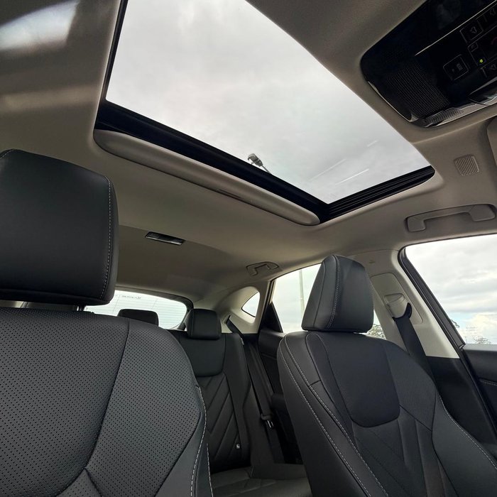 2026 Lexus NX 450h+ Luxury