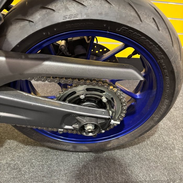 2024 Yamaha YZF-R7LA Blue