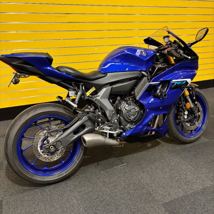 2024 Yamaha YZF-R7LA Blue