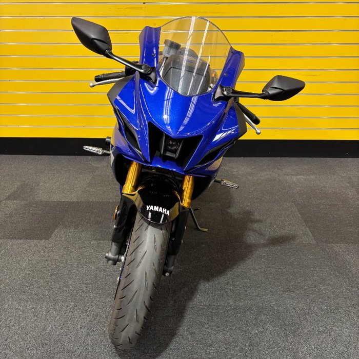 2024 Yamaha YZF-R7LA Blue