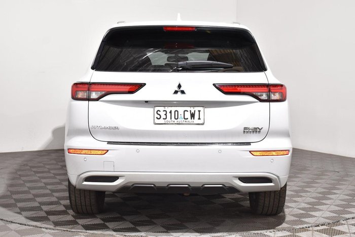 2023 Mitsubishi Outlander PHEV Exceed