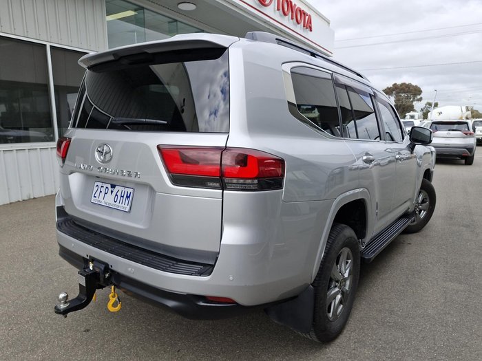 2022 Toyota Landcruiser VX