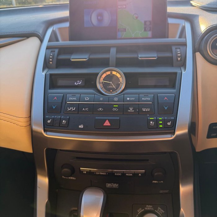 2015 Lexus NX 300h Sports Luxury