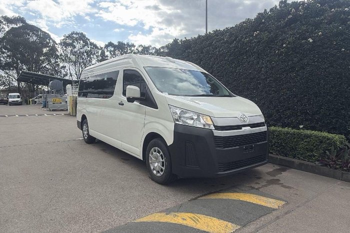 2022 Toyota Hiace