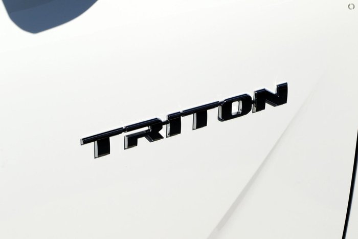 2026 Mitsubishi Triton GLX