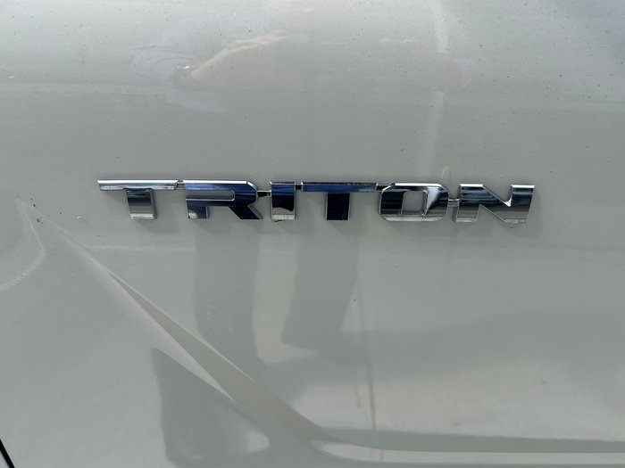 2026 Mitsubishi Triton GLX