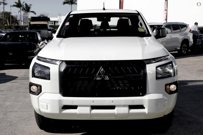 2026 Mitsubishi Triton GLX