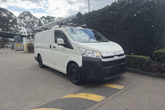 2022 Toyota Hiace