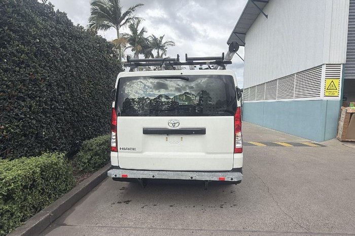 2022 Toyota Hiace