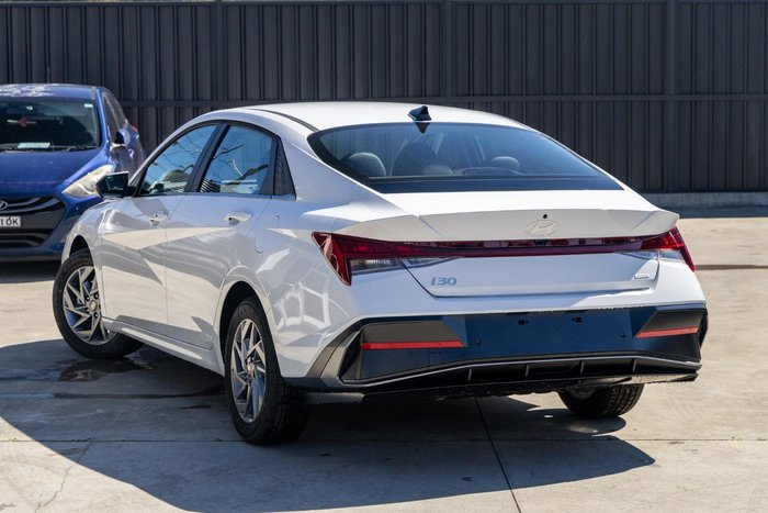 2026 Hyundai i30 Elite Hybrid