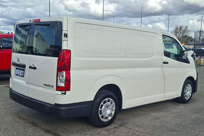 2023 Toyota Hiace