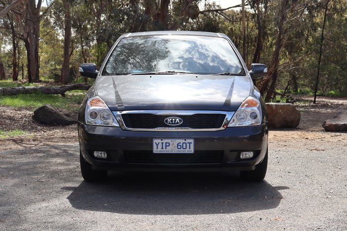 2013 Kia Grand Carnival S
