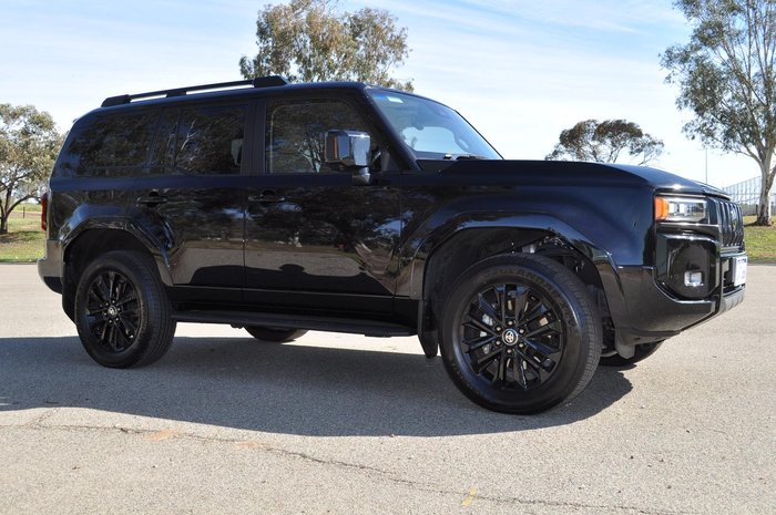 2025 Toyota Landcruiser Prado