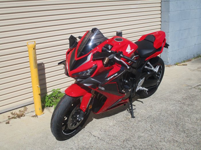 2022 Honda CBR650R