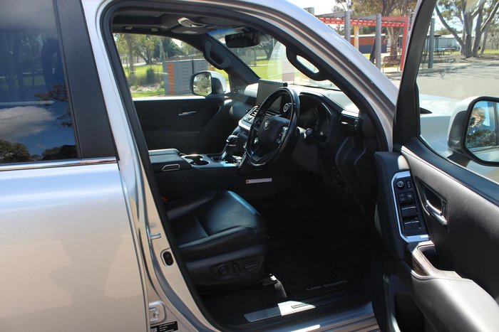 2023 Toyota Landcruiser