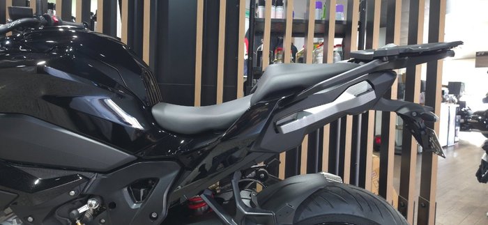 2026 BMW Motorrad S 1000 XR Black