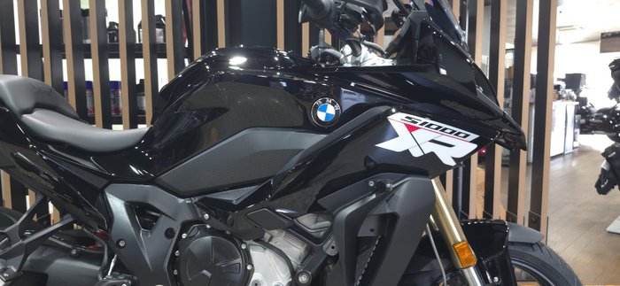 2026 BMW Motorrad S 1000 XR Black