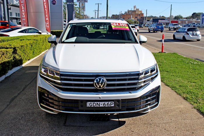 2024 Volkswagen Touareg