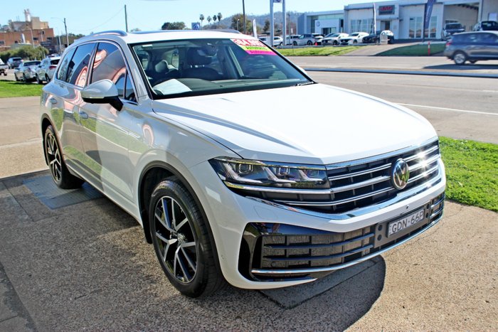 2024 Volkswagen Touareg