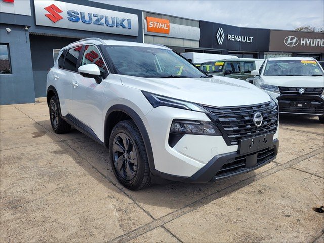 2026 NISSAN T33