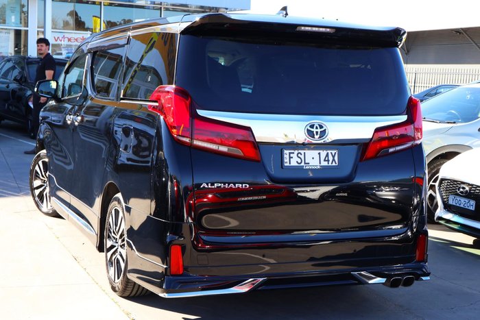 2022 Toyota Alphard S