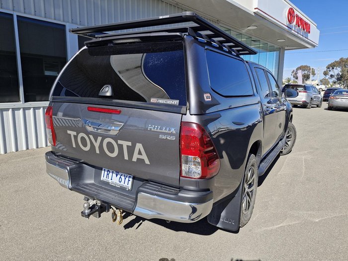 2020 Toyota Hilux SR5