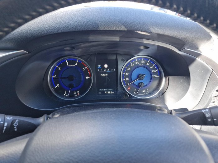 2020 Toyota Hilux SR5