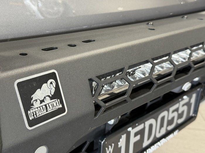 2021 Land Rover Defender 110 D300 SE
