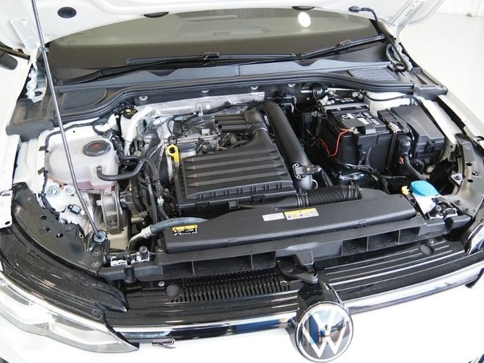 2024 Volkswagen Golf 110TSI R-Line