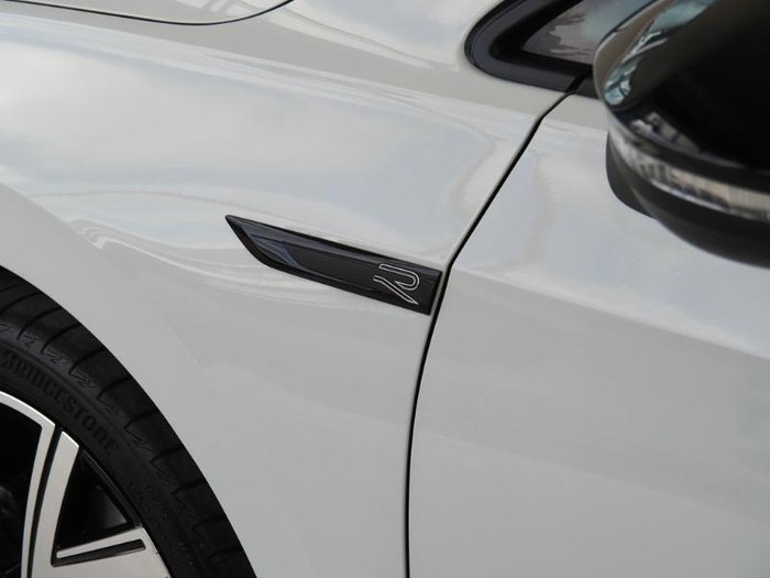 2024 Volkswagen Golf 110TSI R-Line