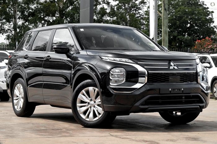 2026 Mitsubishi Outlander ES