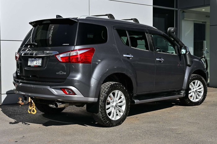 2018 Isuzu MU-X LS-T