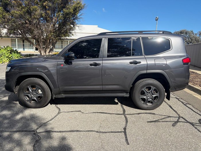 2025 Toyota Landcruiser GR Sport