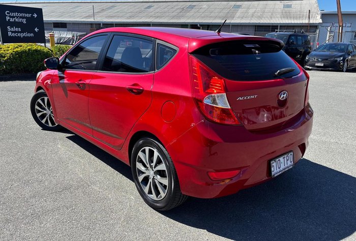 2013 Hyundai Accent SR