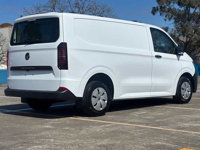 2026 Volkswagen Transporter TDI390