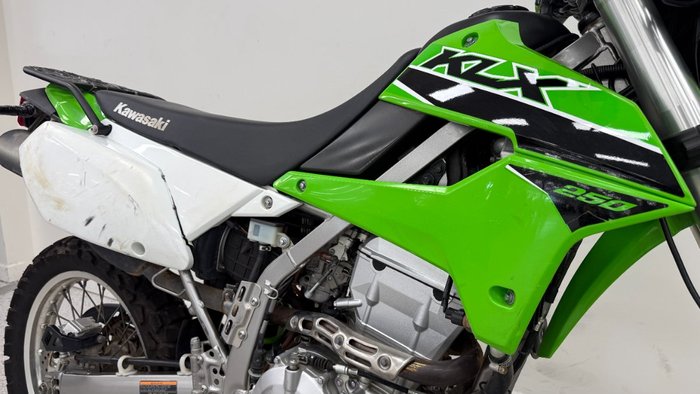 2023 Kawasaki KLX250 Green