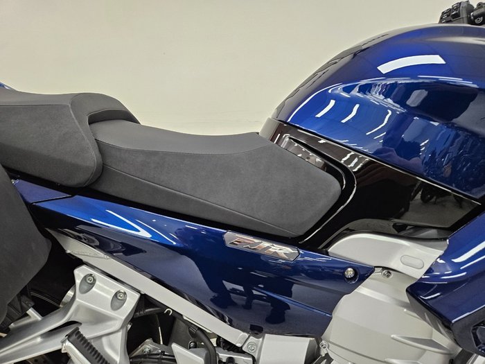2025 YAMAHA FJR1300AE Blue
