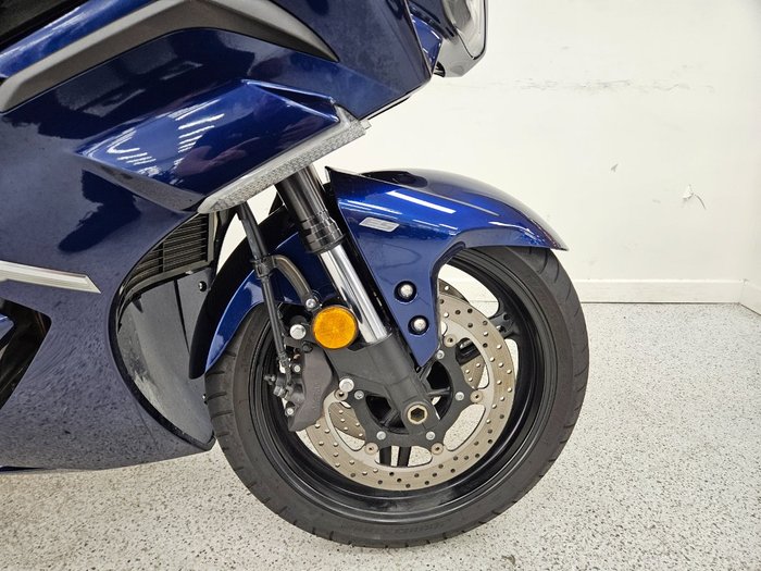 2025 YAMAHA FJR1300AE Blue