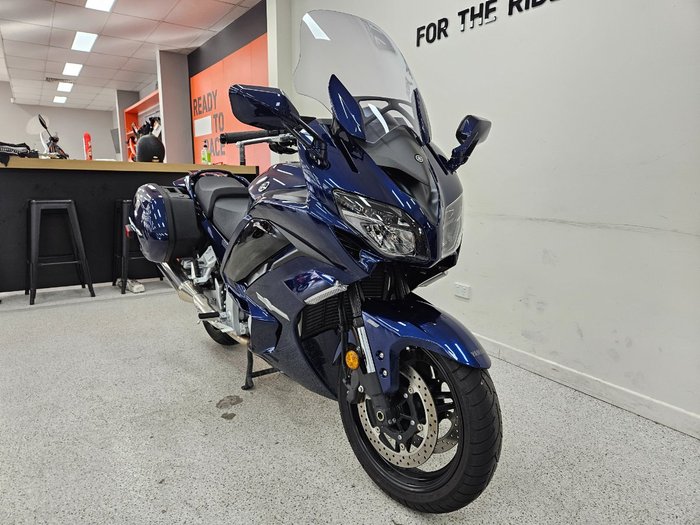 2025 YAMAHA