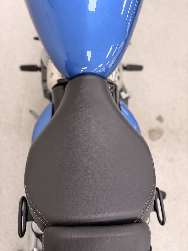 2025 Royal Enfield SUPER METEOR 650 Blue