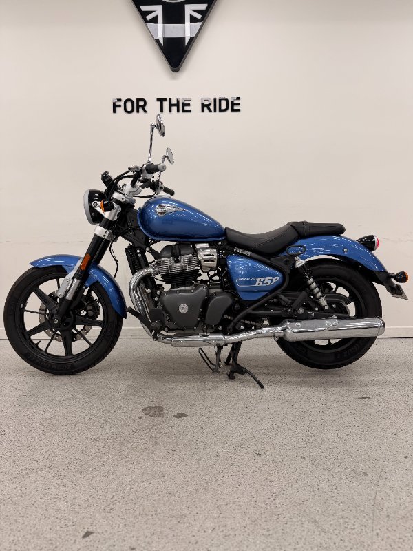 2025 Royal Enfield SUPER METEOR 650 Blue