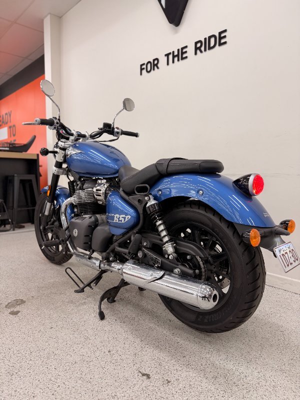 2025 Royal Enfield SUPER METEOR 650 Blue
